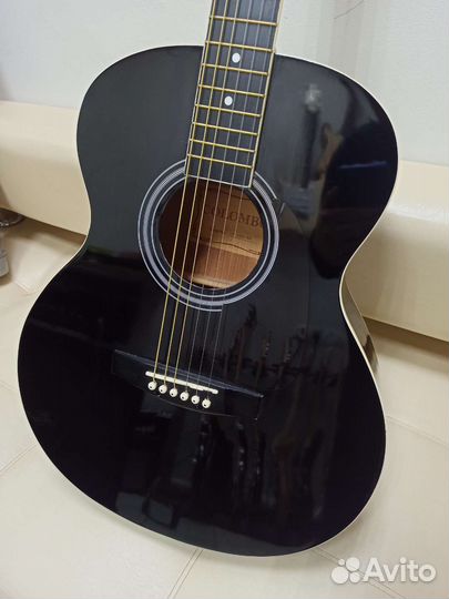 Акустическая гитара Colombo