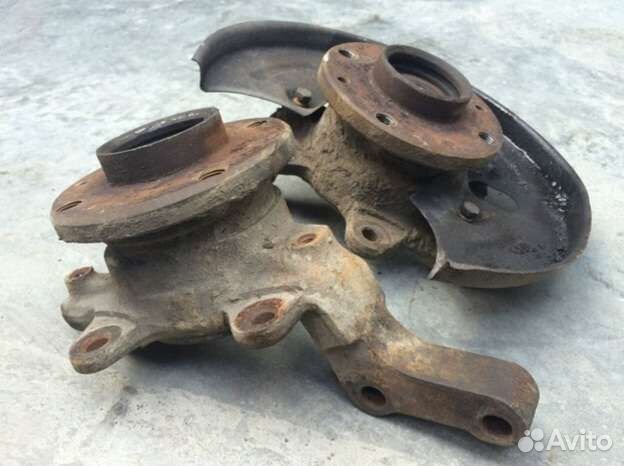 Передний кулак (ступица ) Ваз 2114