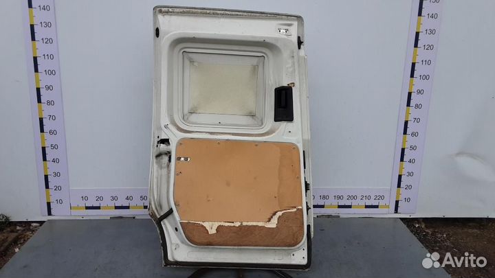 Дверь сдвижная Volkswagen Caddy