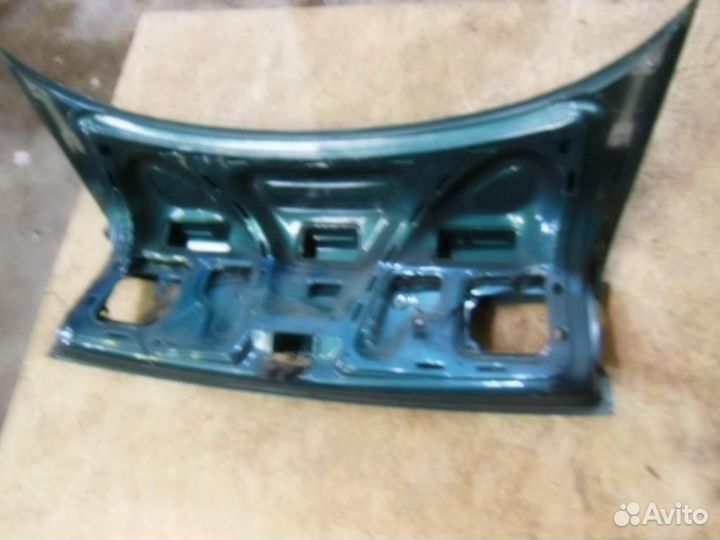 Дверь багажника Audi 80/90