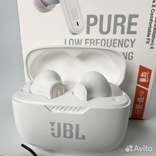 JBL Tune 230nc