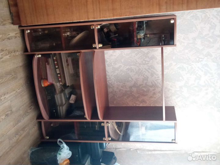 Тумба для техники