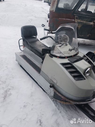 Продается снегоход буран