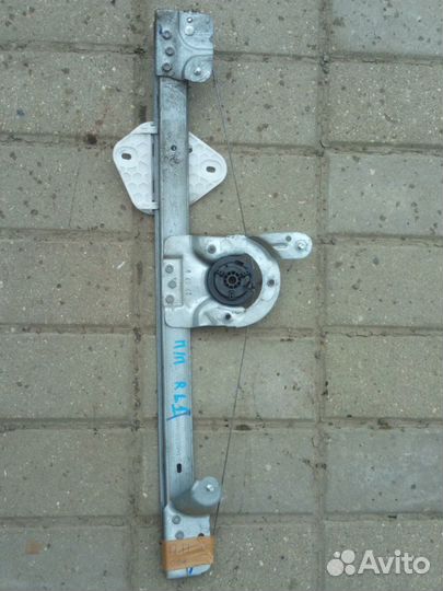 Стеклоподъемник передний правый Рено Логан 1