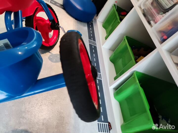 Трехколесный велосипед