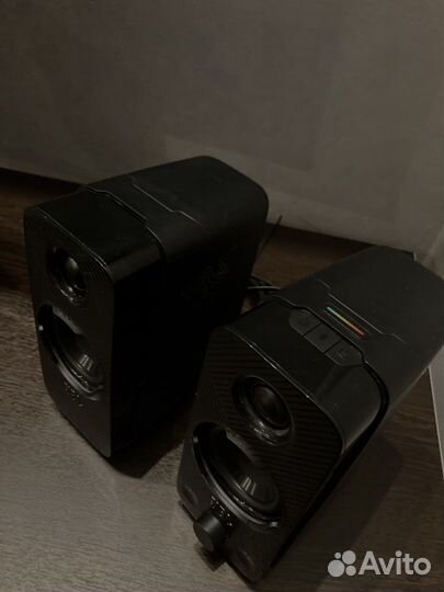 Колонки JBL