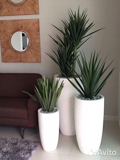 Композиции из копий растений и живые