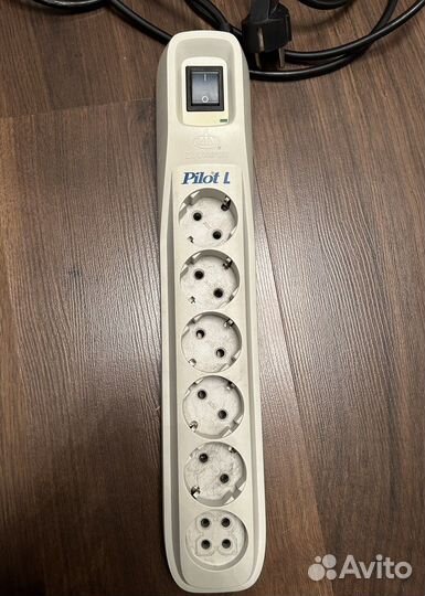 Сетевой фильтр Pilot L. 3 метра