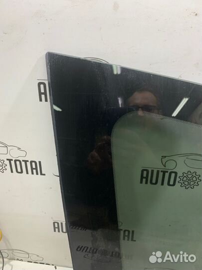 Стекло кузовное заднее левое Ford Fusion fxja 2008