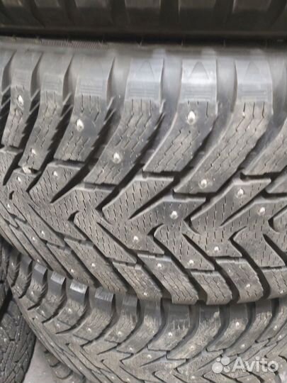 Nokian Tyres Hakkapeliitta 8 SUV 275/50 R20 113T