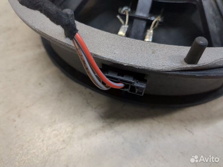 Динамик Audi Q3, 2016