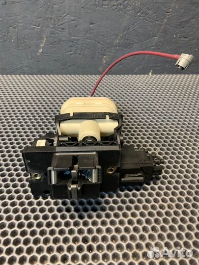 Замок багажника Mercedes-Benz Sl500 230.475 M