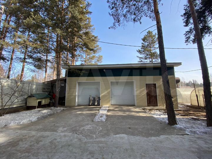 Дом 238 м² на участке 19,6 сот.