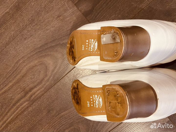 Фигурные ботинки edea chorus