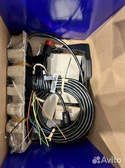 Эхолот Lowrance HDS 7 live русский с датчиком