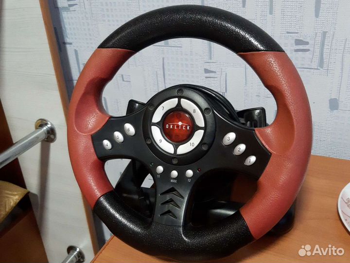 Продам игровой руль оклик