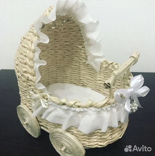 Коляска/люлька плетеная