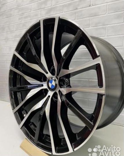 Новые диски R21 BMW G05 G06 742стиль