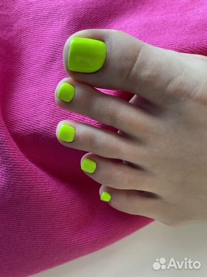 Маникюр педикюр