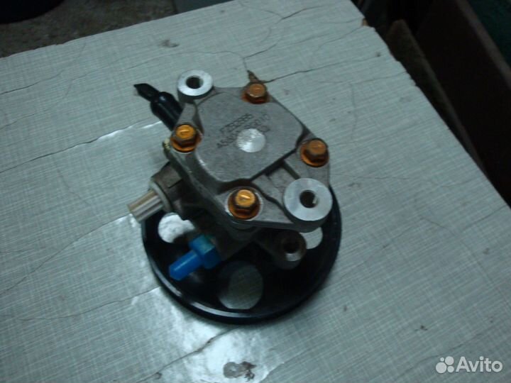 Насос гур мицубиси 1.6