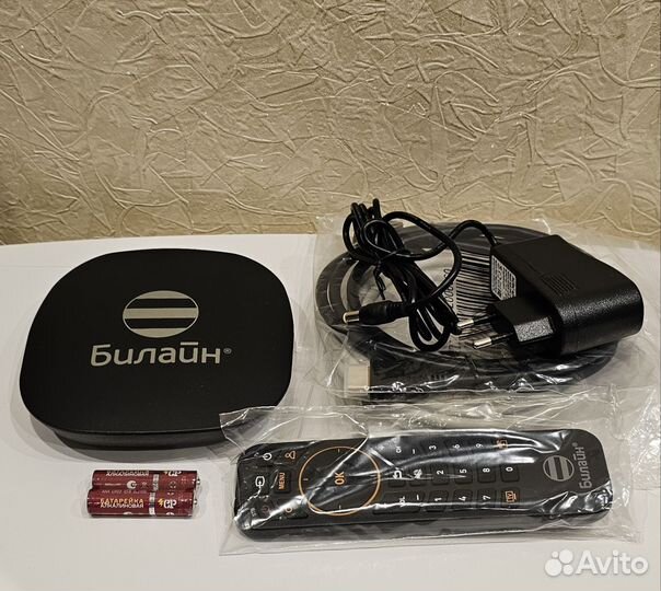 Прошитая Android TV приставка,тв и кино SWG2001B-A