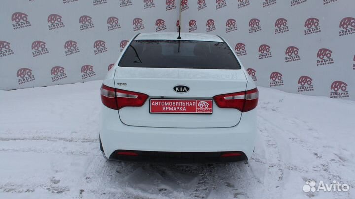 Kia Rio 1.6 AT, 2011, 176 127 км
