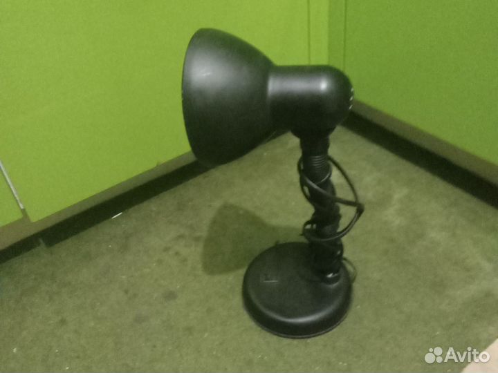 Лампа настольная