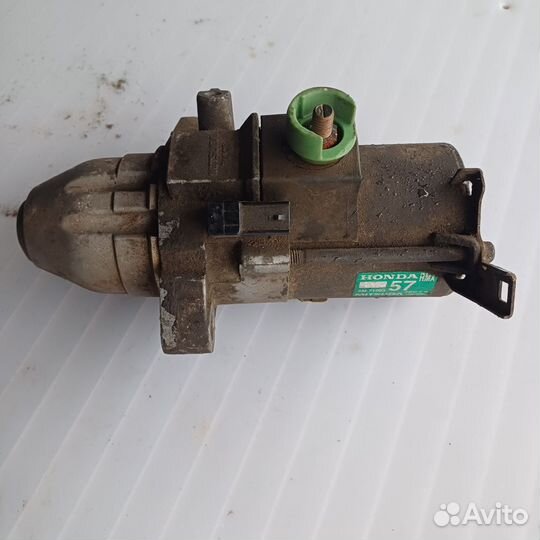 Стартер на Хонду цивик 4д 1.3 гибрид
