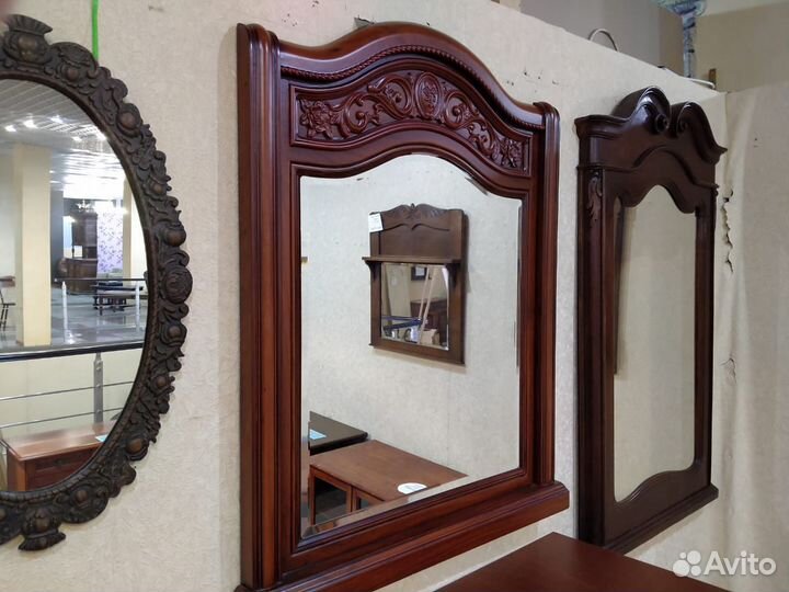 Зеркало настенное