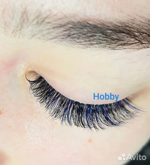 Объёмное наращивание ресниц