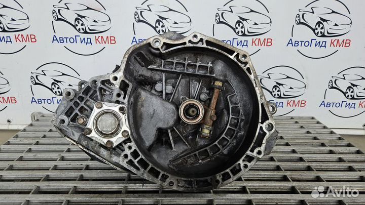 МКПП (механическая коробка переключения передач) C