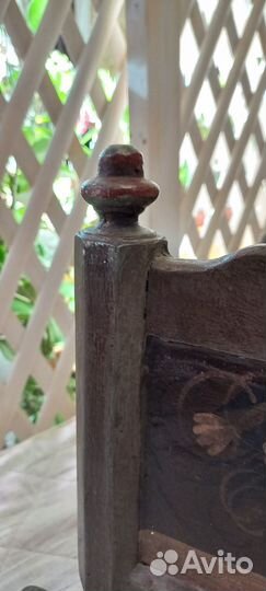 Старинная кровать для кукол. Дерево