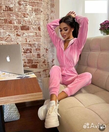 Комбинезон женский