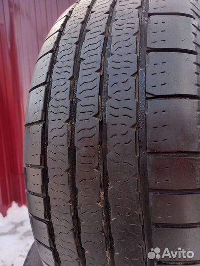 Kumho Cargomate 854 235/60 R17