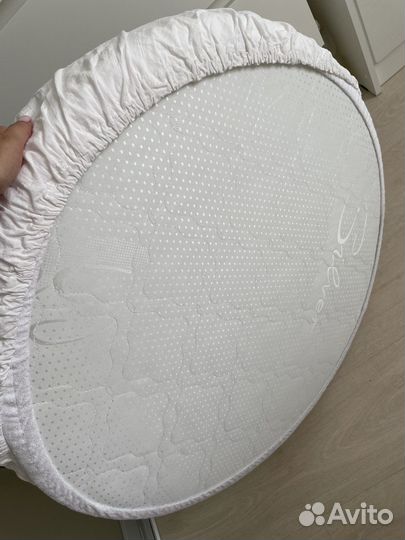 Матрас в круглую кроватку