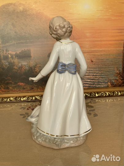 Фарфоровые статуэтки