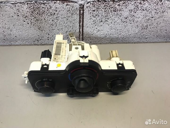 Блок управления климатом Renault Megan 2 седан 1.6