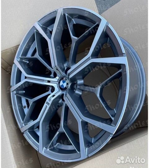 Литые диски BMW X5 x6 X7 R22