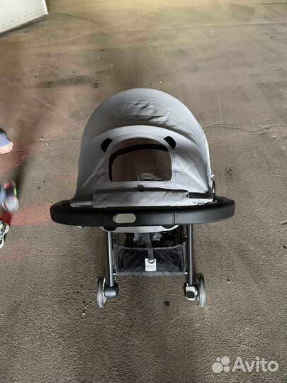 Прогулочная коляска baby jogger