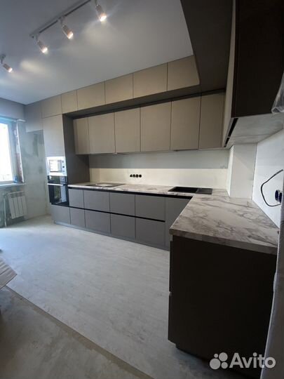 Кухонный гарнитур новый