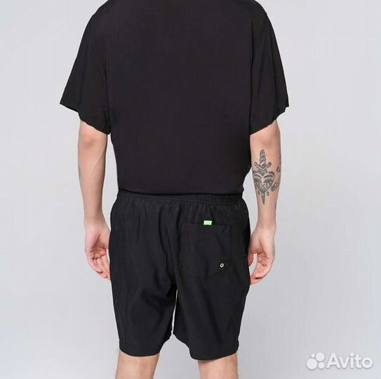 Шорты пляжные