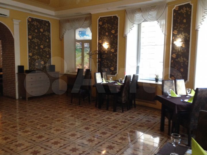 Общепит, 120 м²