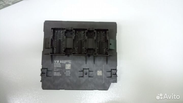 Блок управления бортовой сетью VW Tiguan 2007-2011