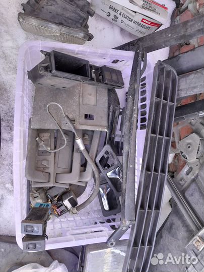 Запчасти на audi 100 c4