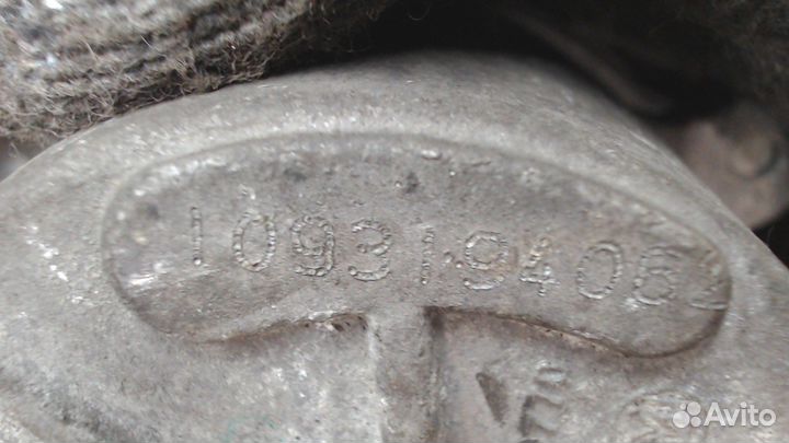 Насос вакуумный Peugeot Partner, 2006