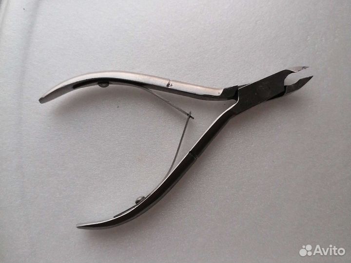 Маникюрные щипчики, кусачки Zinger