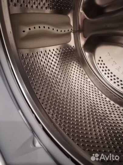 Стиральная машина Indesit 7 кг с сушкой