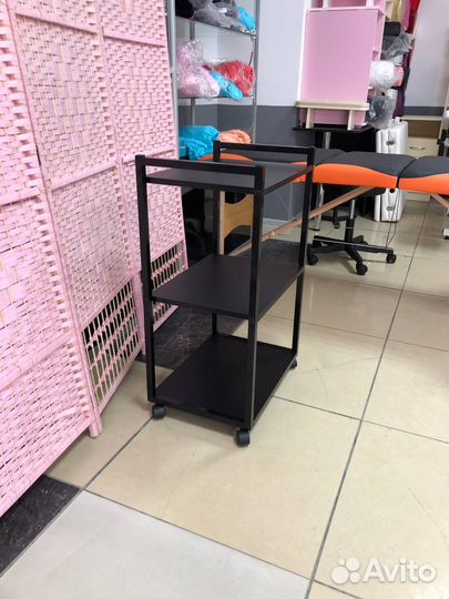 Этажерка мастера (Тележка косметологическая)