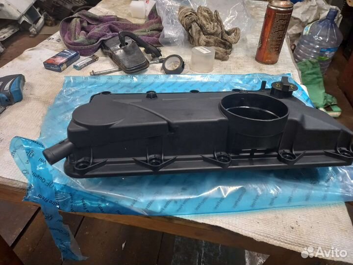 Клапанная крышка