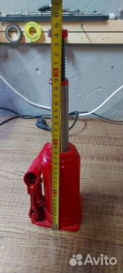 Домкрат гидравлический 3 тонны